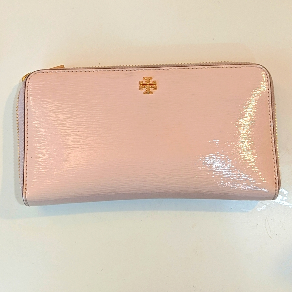 Pink leather wallet